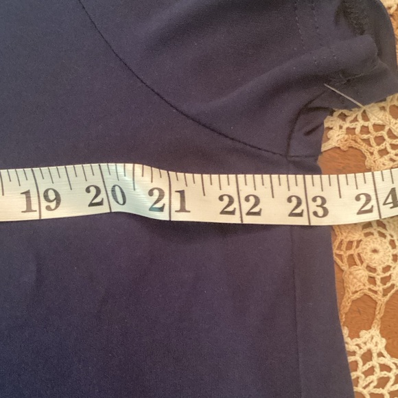 SHEIN 1XL, Statement Tee, Navy excellent shape - Picture 2 of 8